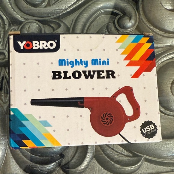 Mighty Mini Blower Keyboard Cleaner - Picture 1 of 3